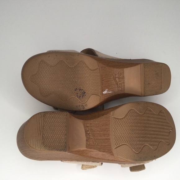 DANSKO‎ leather sabot super cute. - Picture 9 of 10